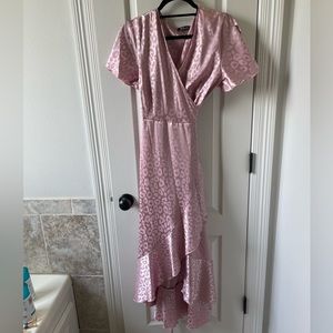 EUC silky pink leopard dress.